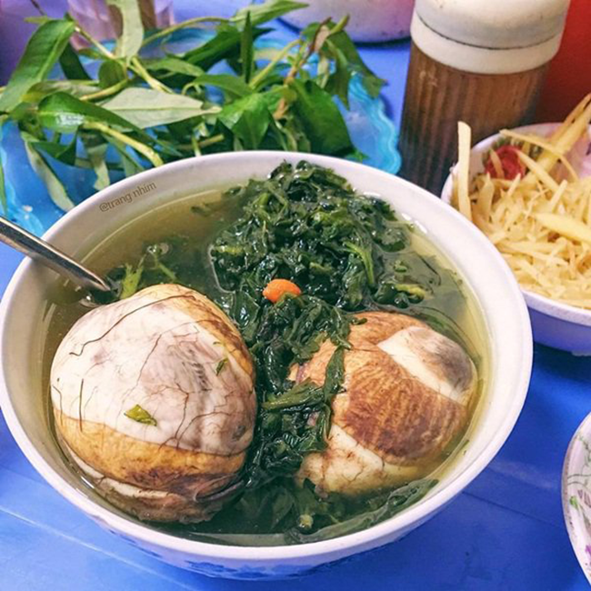 Hiểu đúng về tác dụng của trứng vịt lộn và cách sử dụng tốt cho sức khỏe- Ảnh 2. Hiểu đúng về tác dụng của trứng vịt lộn và cách sử dụng tốt cho sức khỏe- Ảnh 2.