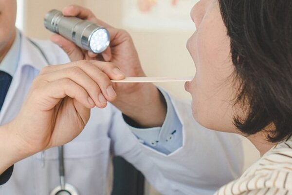 Ho có thể là dấu hiệu của nhiều bệnh lý, cách giảm ho hiệu quả