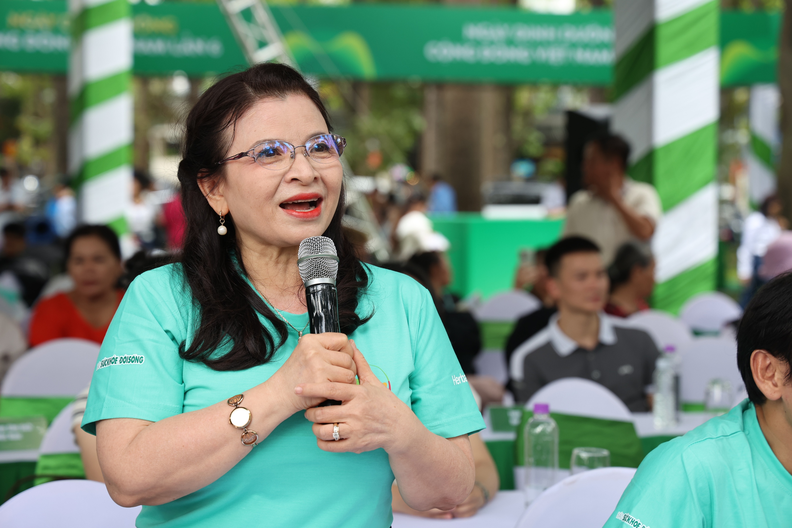Qua 6 mùa Ngày Dinh dưỡng cộng đồng Việt Nam: Gần 10.000 người dân được tư vấn sức khỏe, dinh dưỡng miễn phí- Ảnh 3. Qua 6 mùa Ngày Dinh dưỡng cộng đồng Việt Nam: Gần 10.000 người dân được tư vấn sức khỏe, dinh dưỡng miễn phí- Ảnh 3.