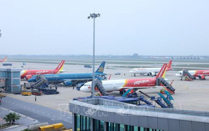 Hành khách có thể được hoàn tiền vé nếu chuyến bay chậm trên 4 tiếng