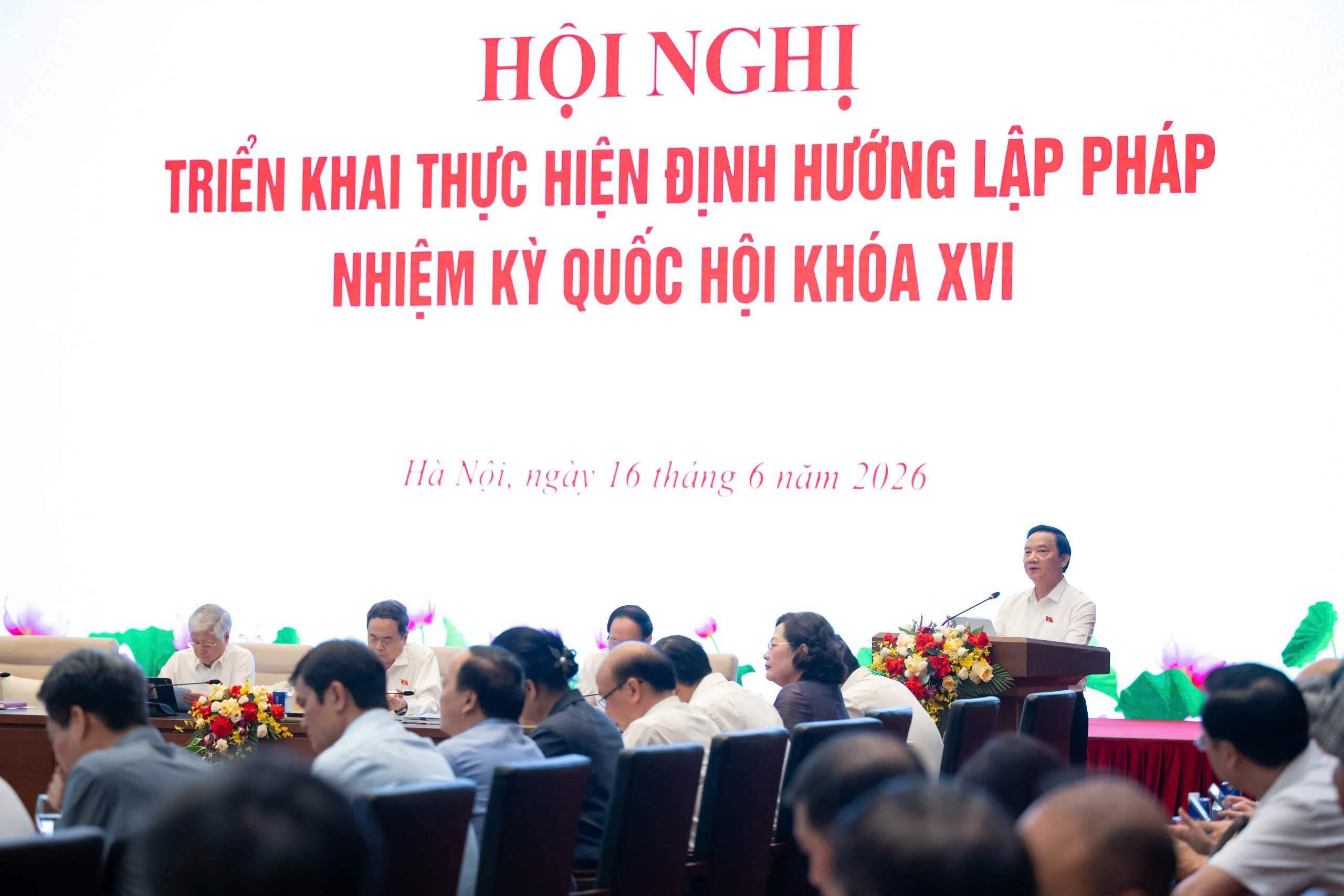phat-bieu-17815752680161400740886 Quan điểm lập pháp nhiệm kỳ Quốc hội khóa XVI: Chấm dứt tư duy 'không quản được thì cấm'- Ảnh 3.