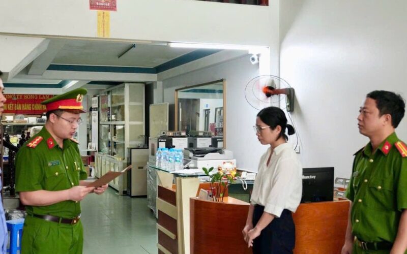 Lần đầu khởi tố hình sự vụ cài Windows, Office không bản quyền tại Việt Nam