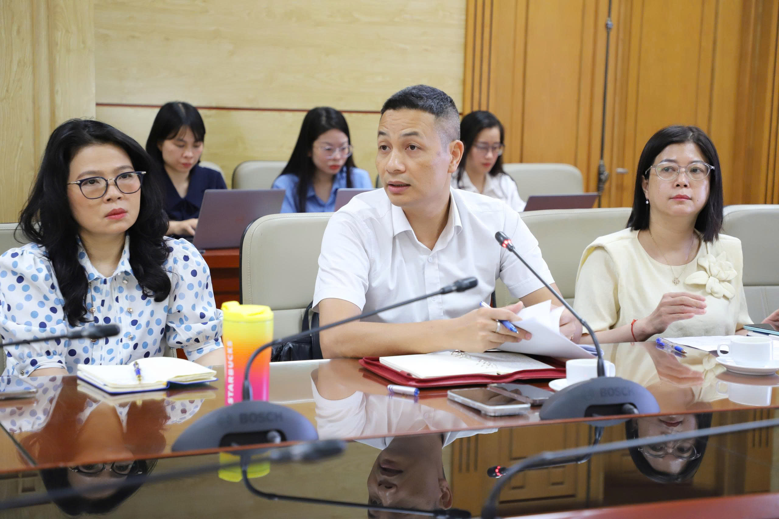 Thứ trưởng Nguyễn Tri Thức: Lấy dự phòng làm trọng tâm trong bảo vệ trẻ em giai đoạn mới- Ảnh 3.