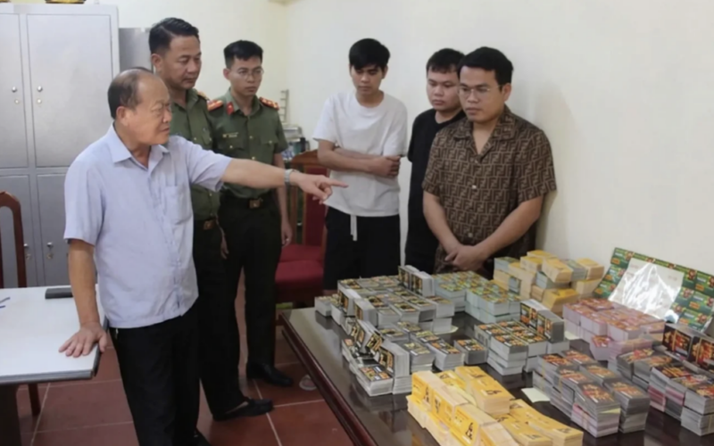 Bán vé cào trúng thưởng giả, nhóm đối tượng lừa đảo hàng nghìn người