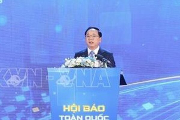 Trưởng ban Tuyên giáo và Dân vận Trung ương: Báo chí phải giữ vững ngọn cờ tiên phong trên mặt trận tư tưởng